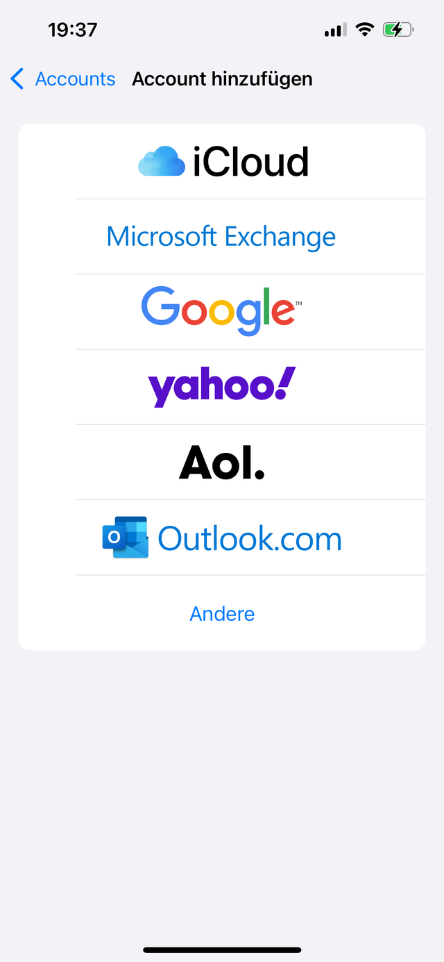iPhone-Einstellungen: „Account hinzufügen“ mit Google als Auswahl für Kontakte, Kalender und Mail