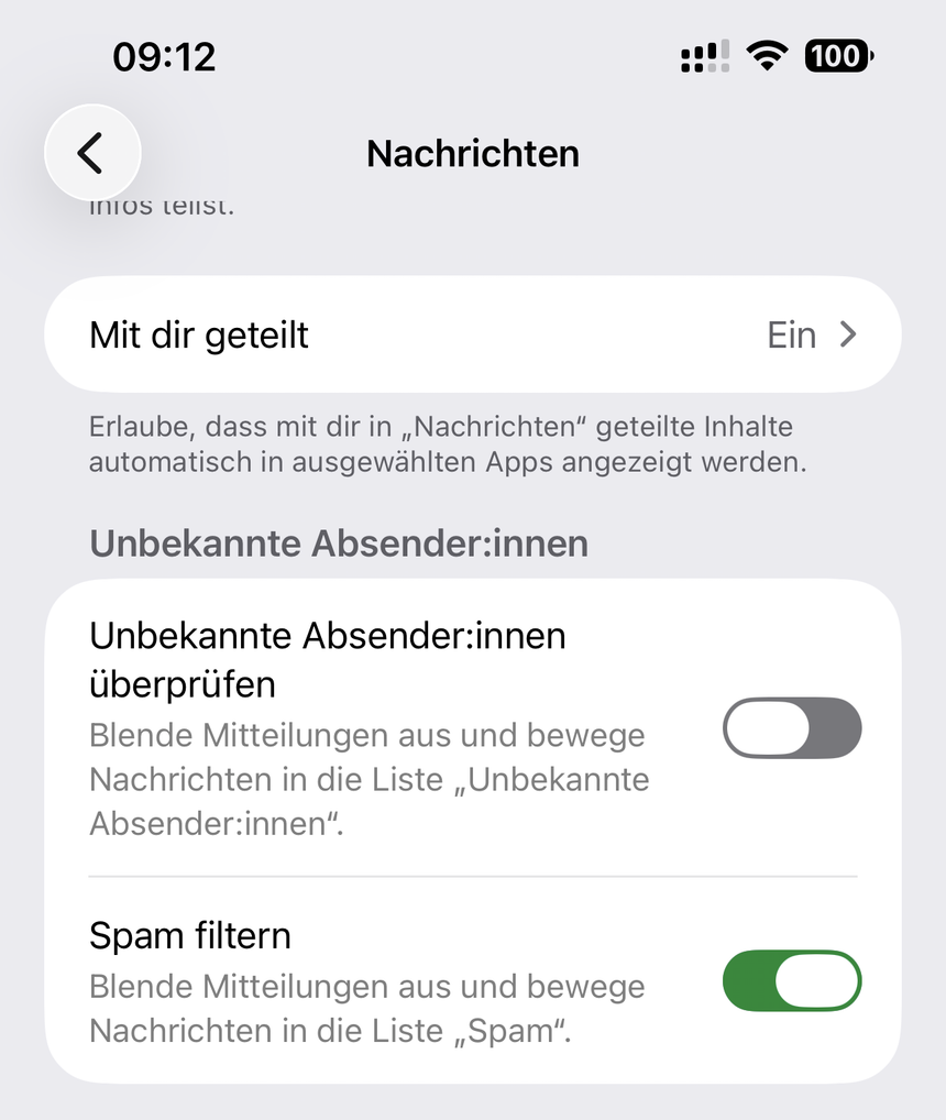 Einstellungen der Nachrichten-App mit den Schaltern „Unbekannte Absender:innen überprüfen“ und „Spam filtern“