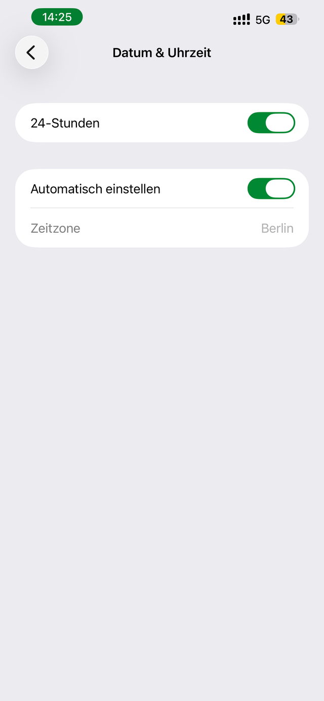 Einstellungen › Allgemein › Datum & Uhrzeit mit aktiviertem „Automatisch einstellen“