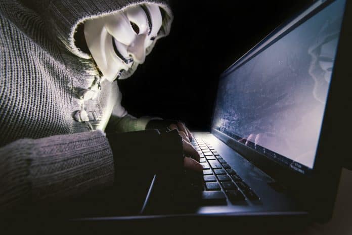 Anonymous hacken russische Weltraumorganisation