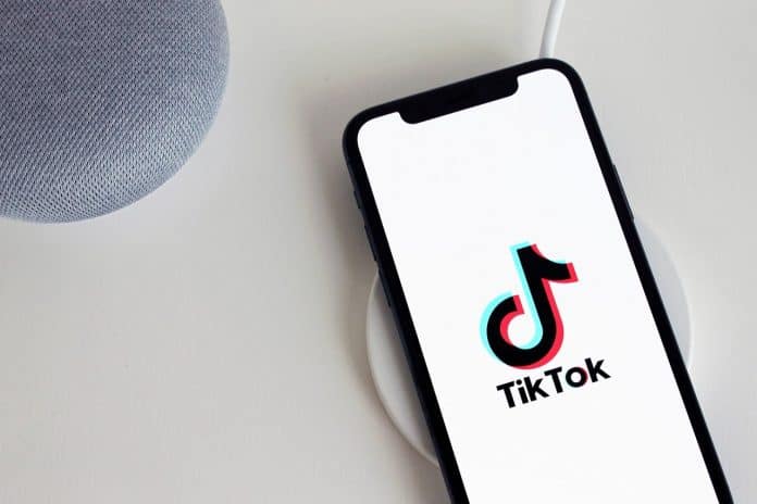 tiktok sperrt russische Nutzer aus